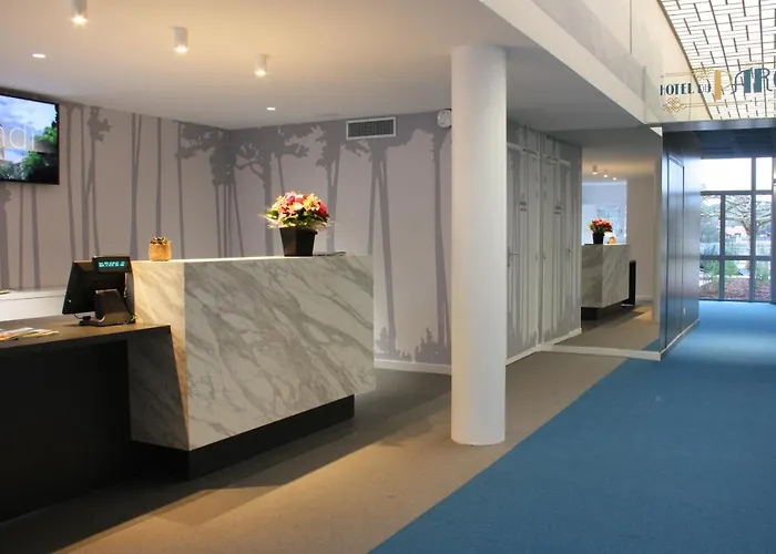 Du Parc & 3*