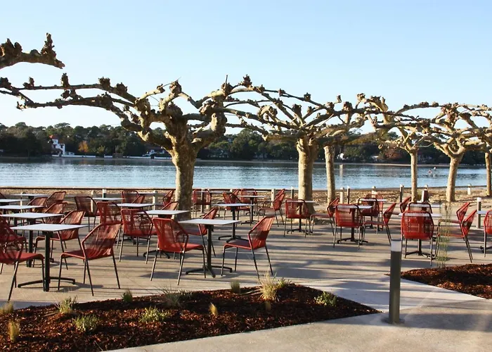 ホテル Du Parc & 3*