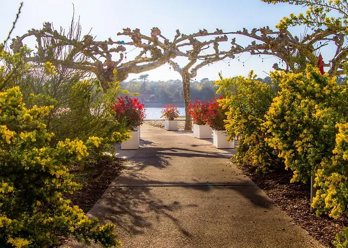 Du Parc & Hotel